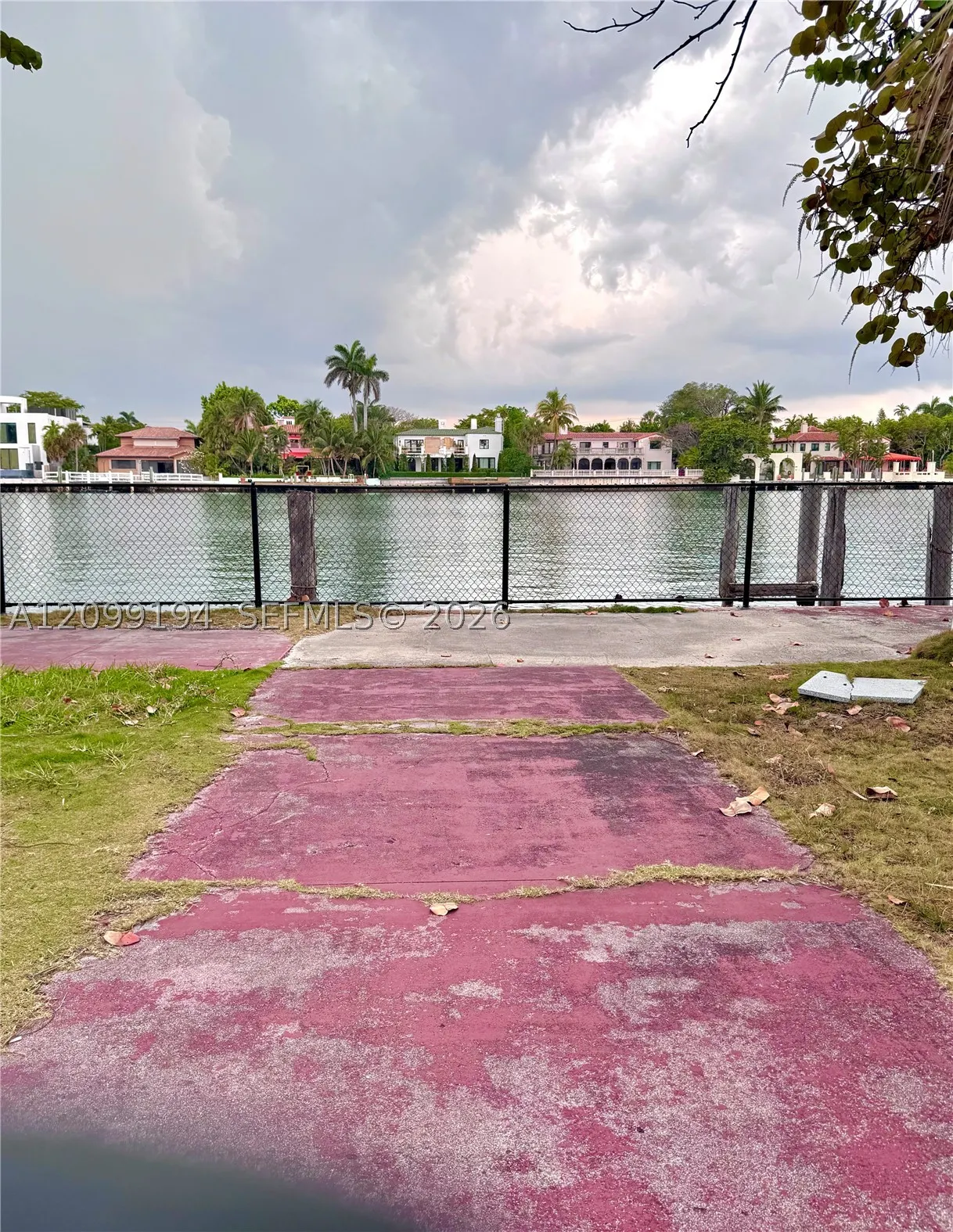 5255 Collins Ave Boat Slip E