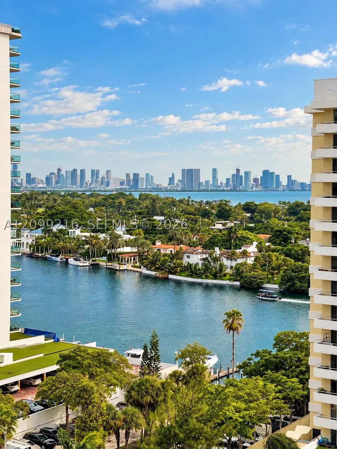 5555 Collins Ave #14Y