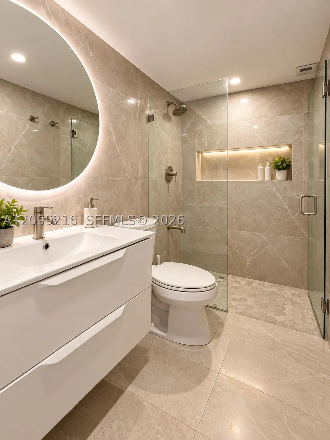 5555 Collins Ave #14Y