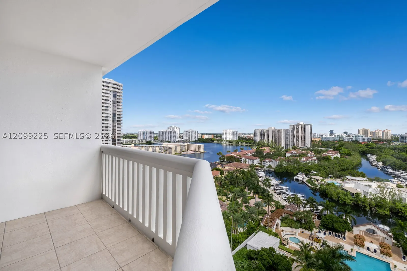 2000 Island Blvd #1710