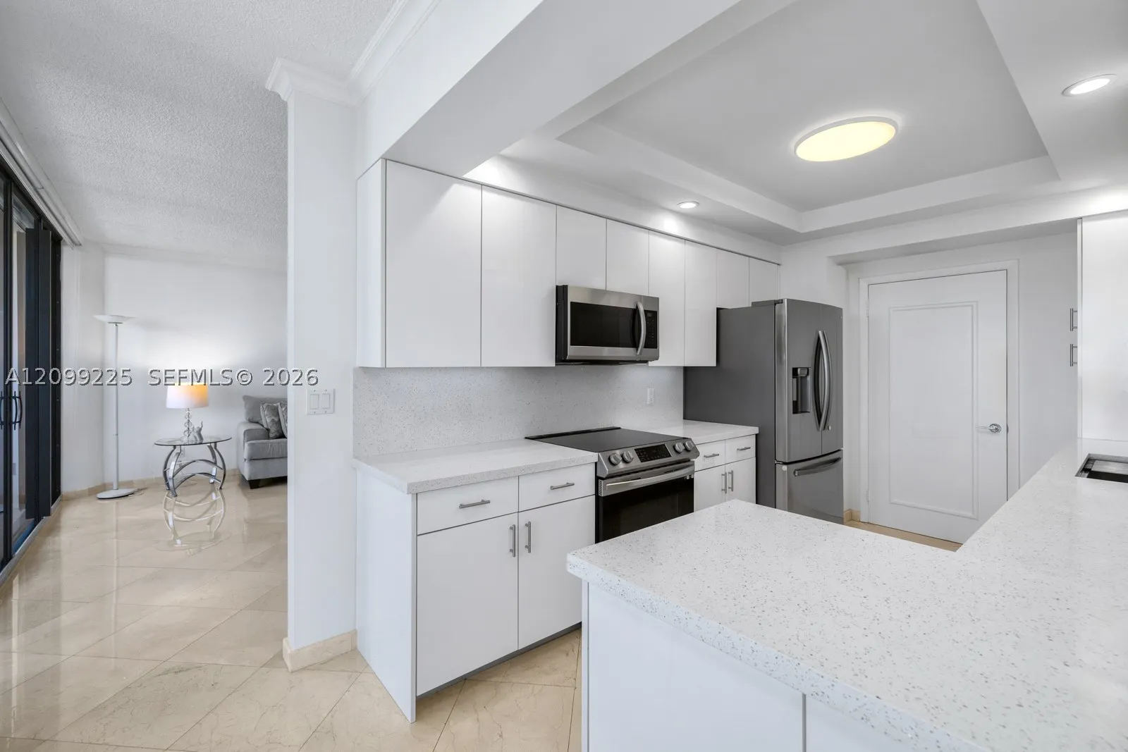 2000 Island Blvd #1710