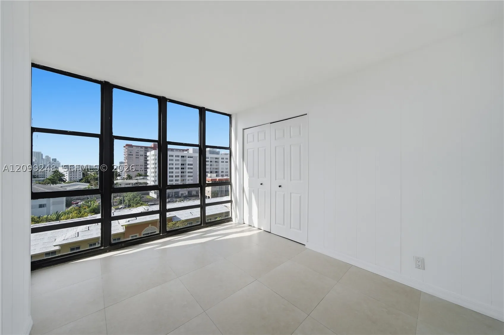 2049 S Ocean Dr #703