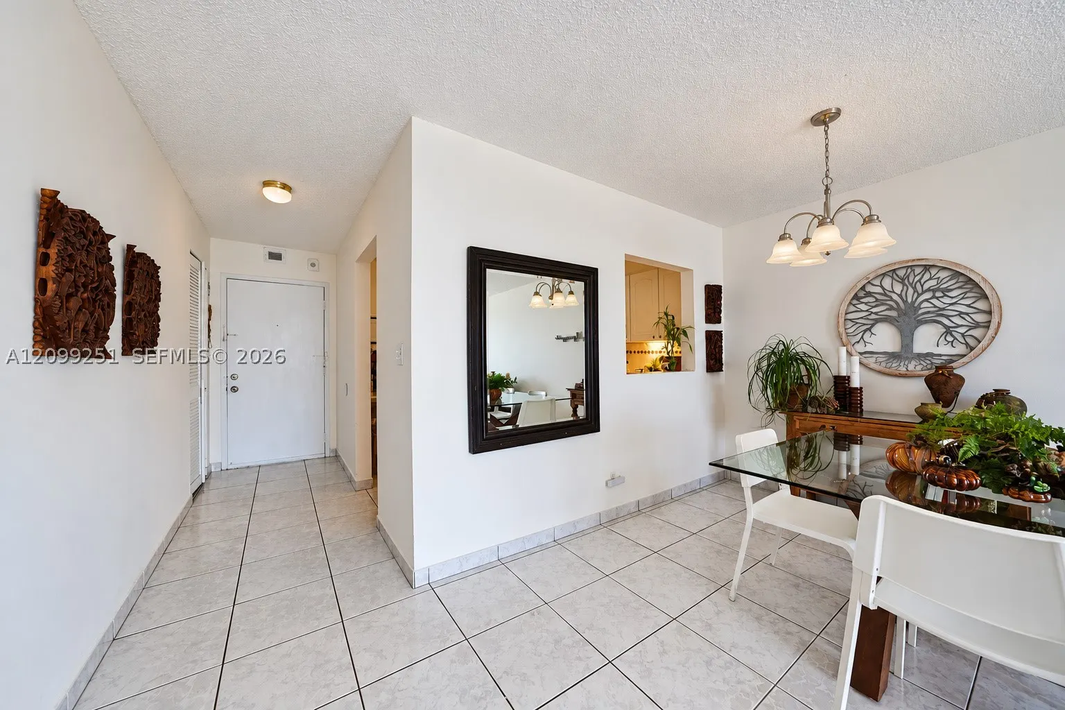 1830 Dixieanna St #605