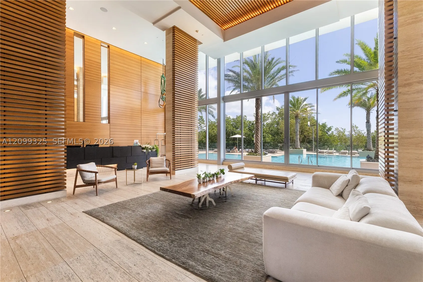 16385 Biscayne Blvd #506