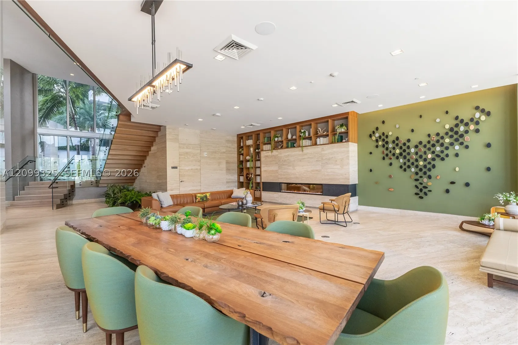 16385 Biscayne Blvd #506