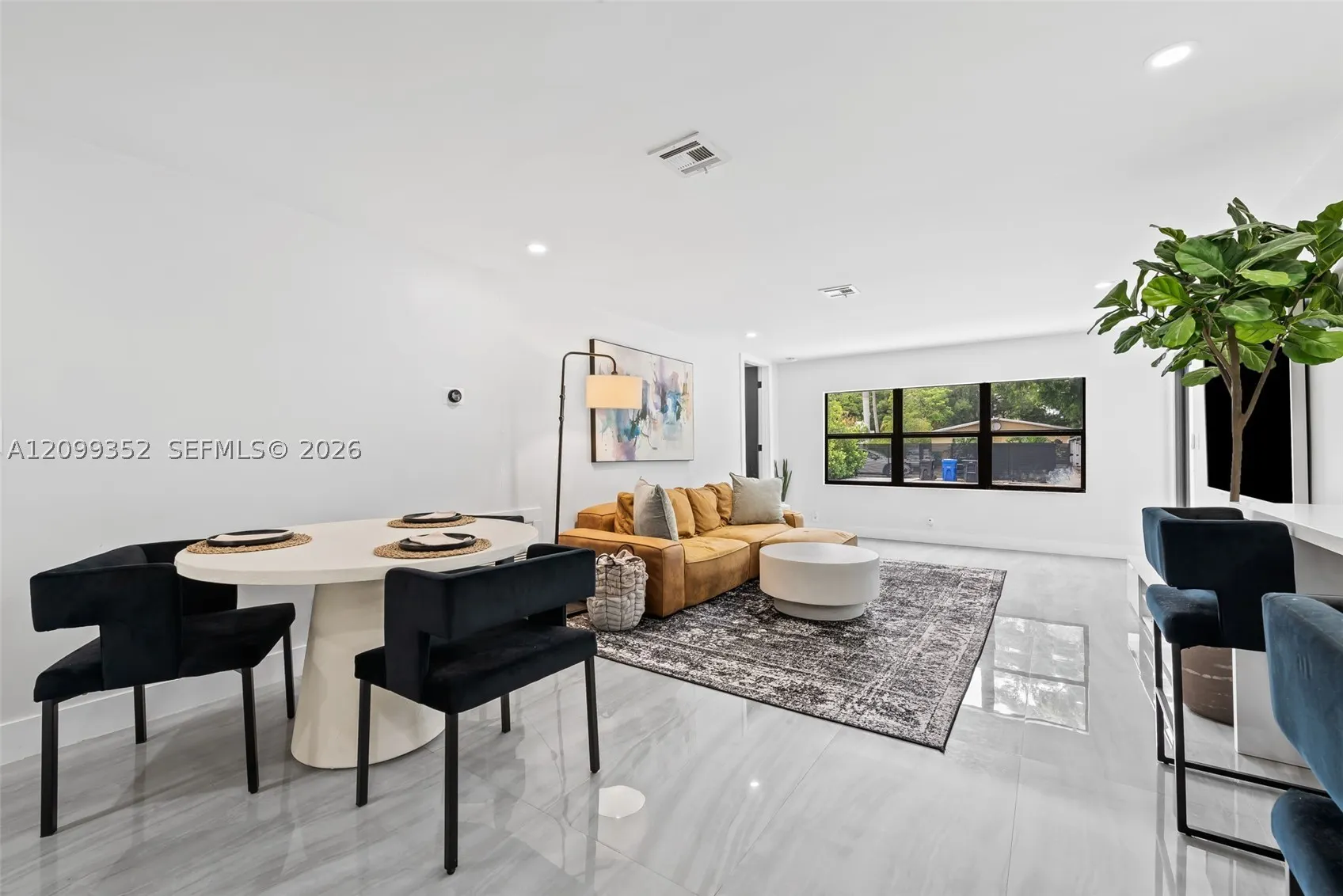 544 SW 13th Ave