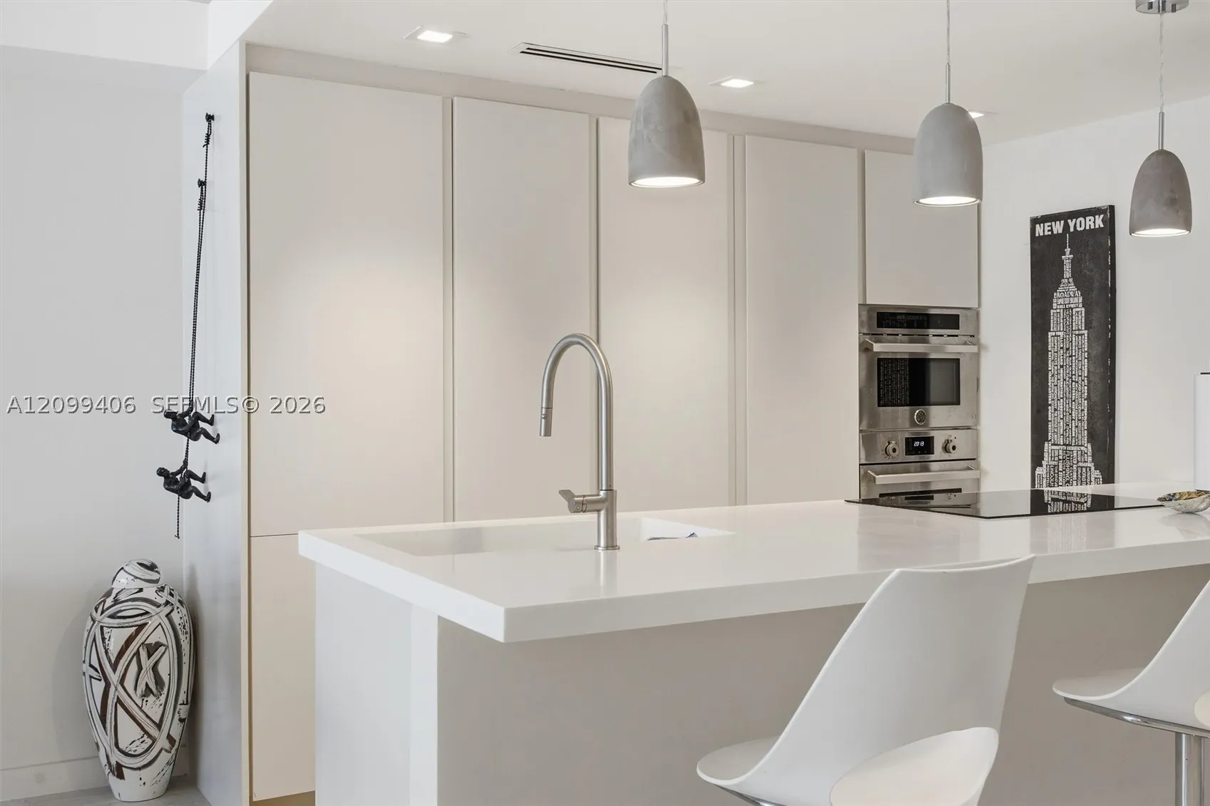 5600 Collins Ave #5A