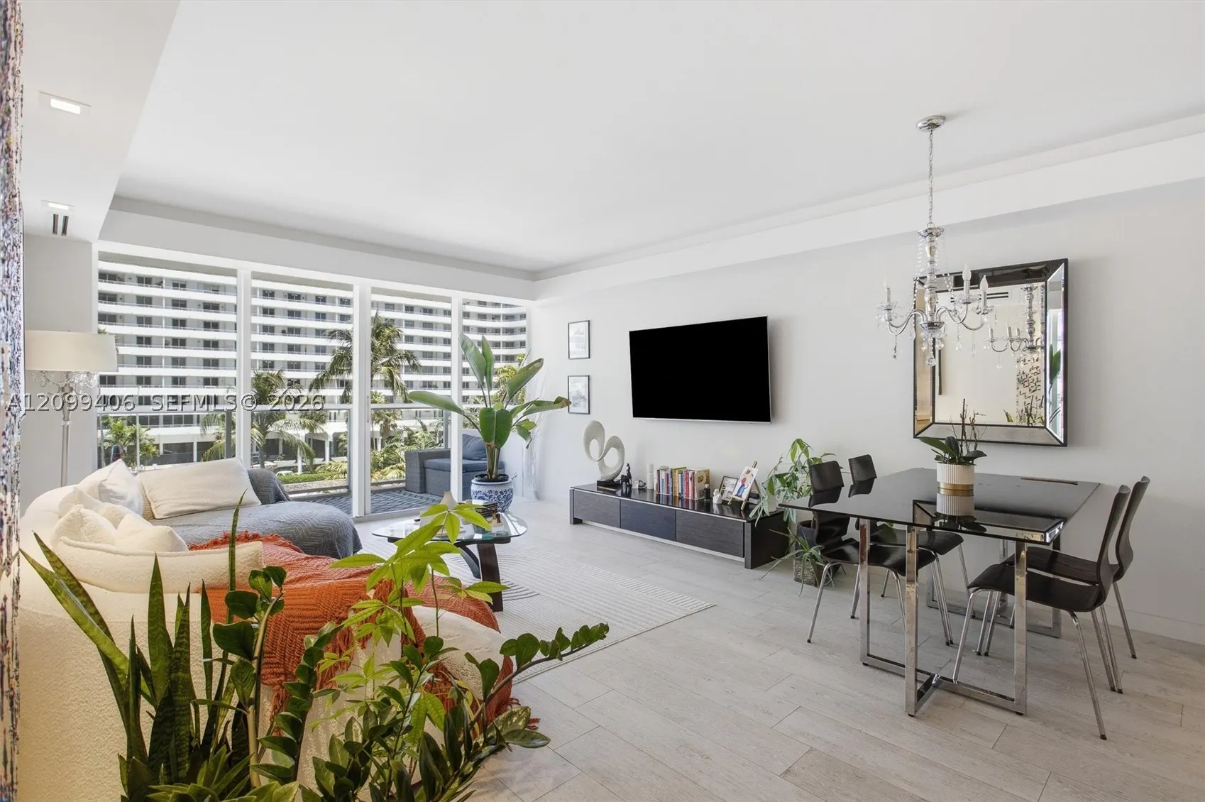 5600 Collins Ave #5A
