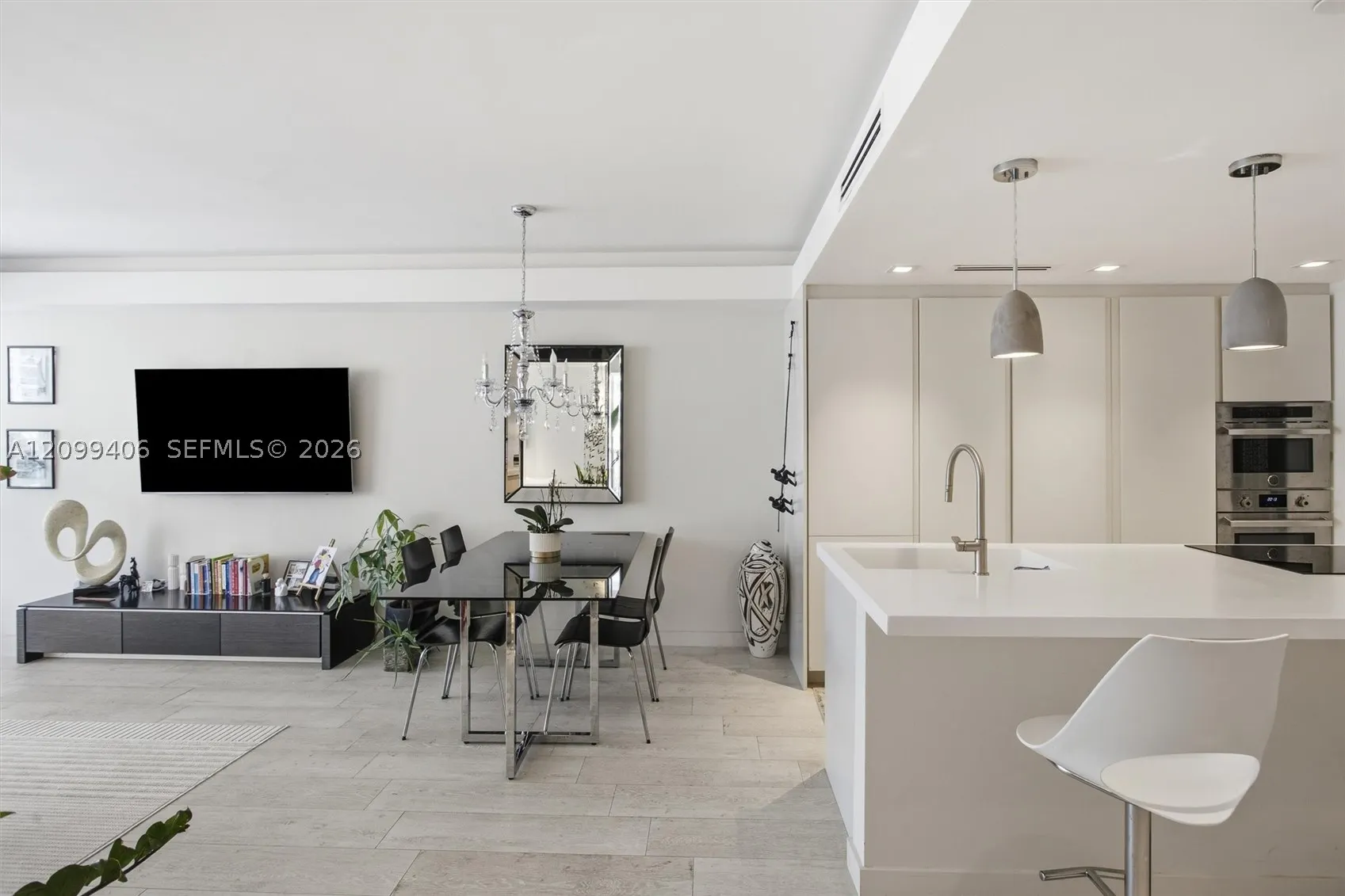 5600 Collins Ave #5A