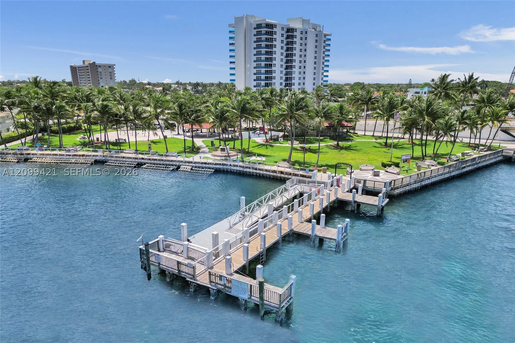 2639 N Riverside Dr #203