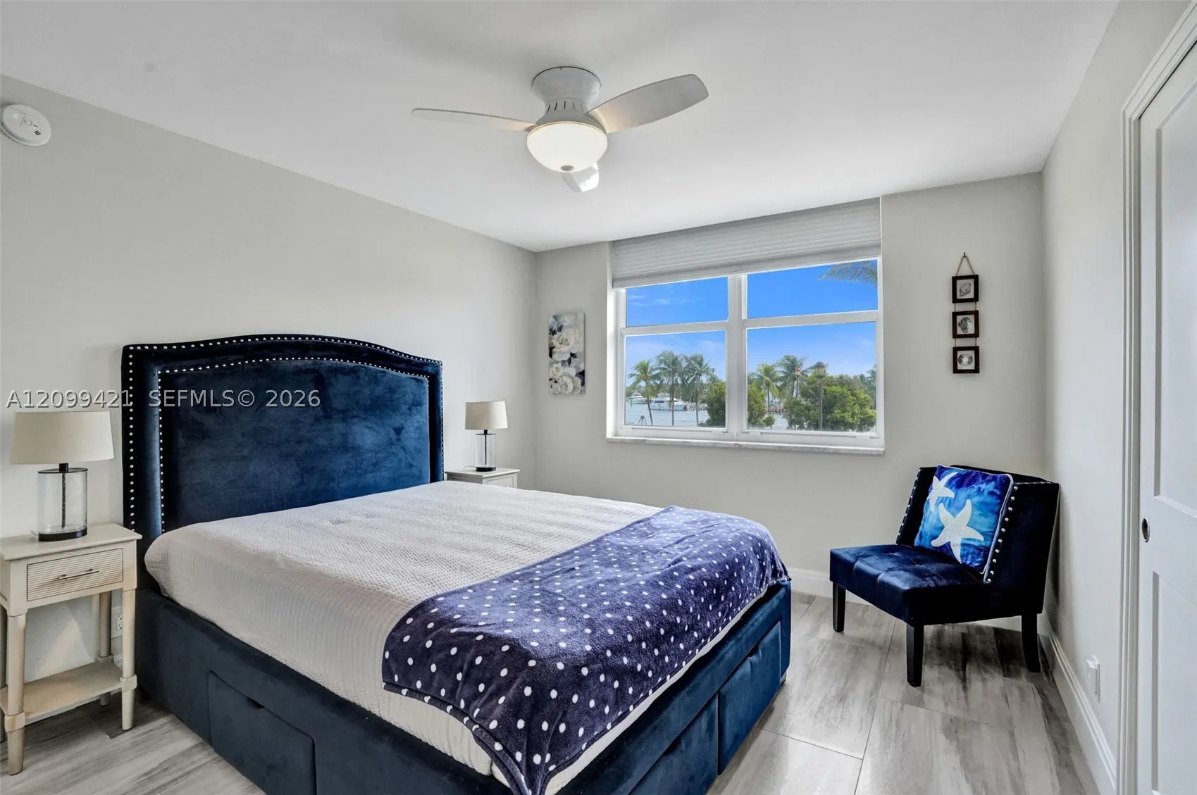2639 N Riverside Dr #203