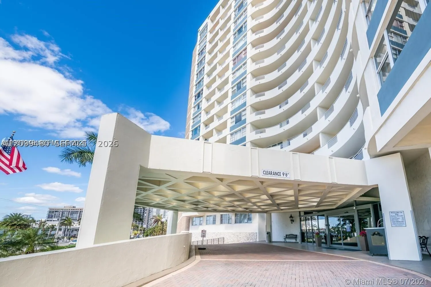 3180 S Ocean Dr #509