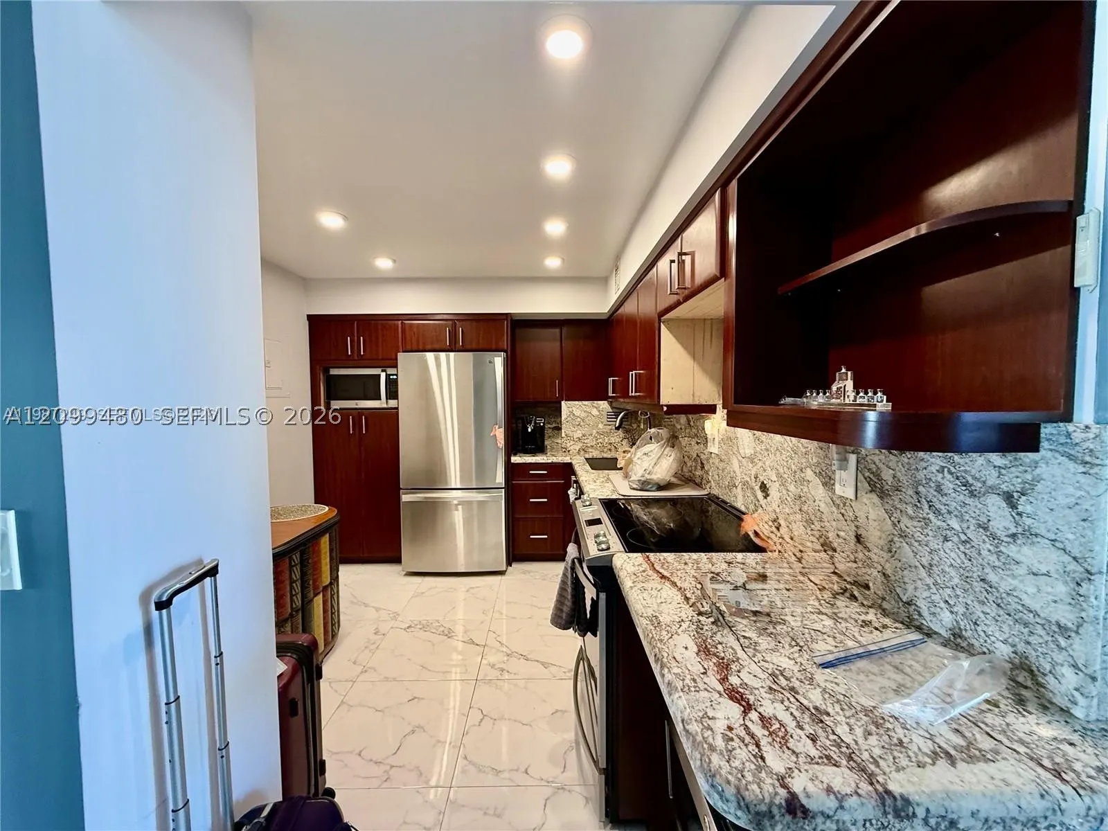 3180 S Ocean Dr #509
