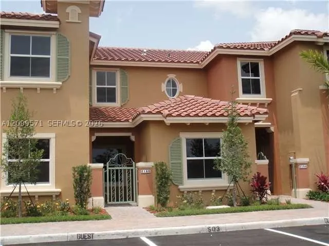 5803 Siena Ln #606