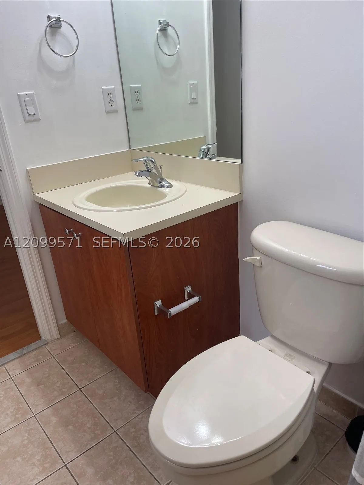 5803 Siena Ln #606