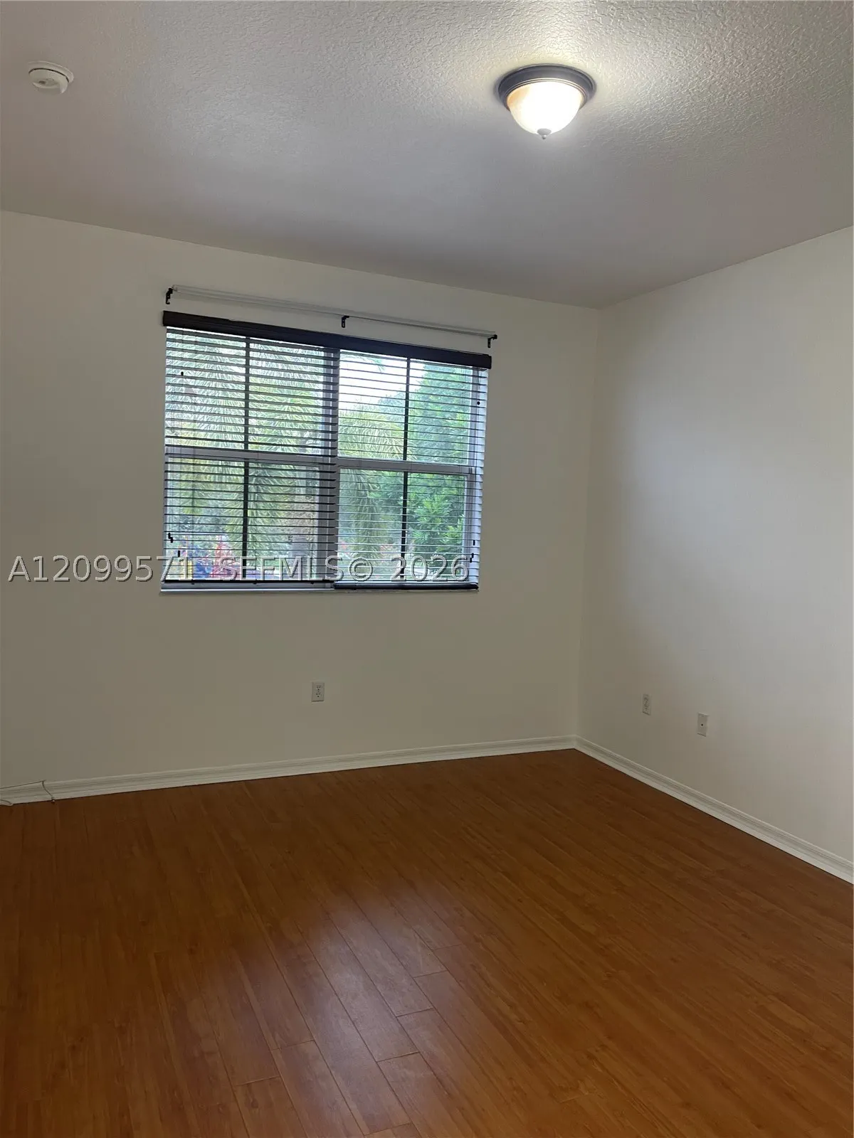 5803 Siena Ln #606