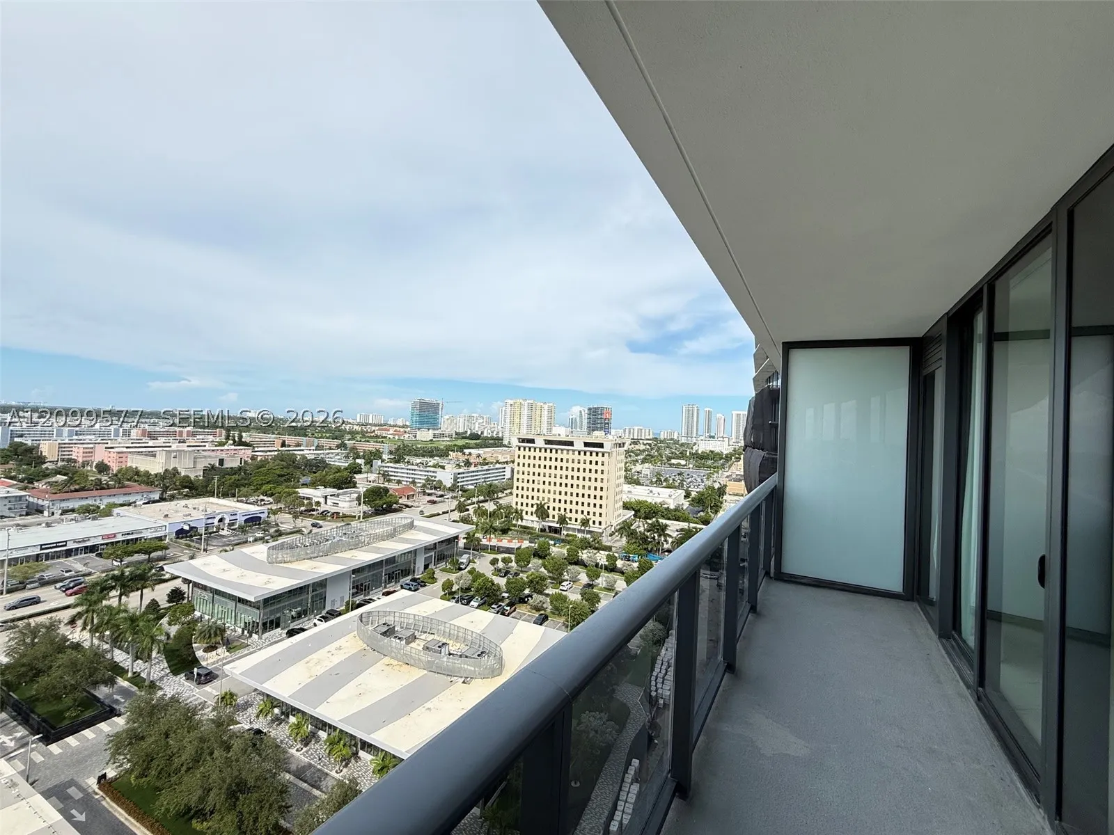 1170 E Hallandale Beach #1407
