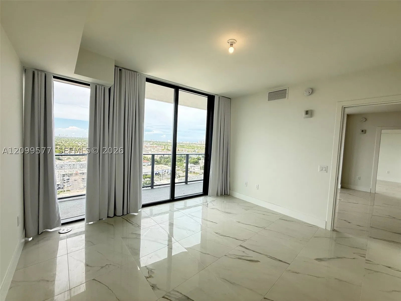 1170 E Hallandale Beach #1407