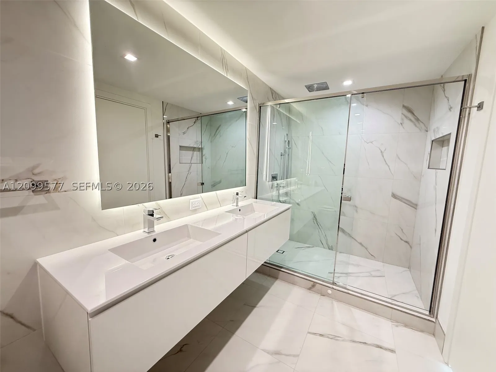 1170 E Hallandale Beach #1407