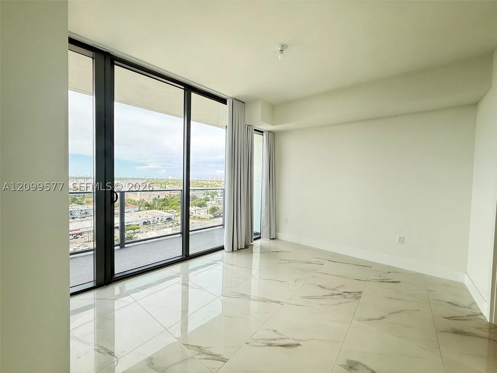 1170 E Hallandale Beach #1407