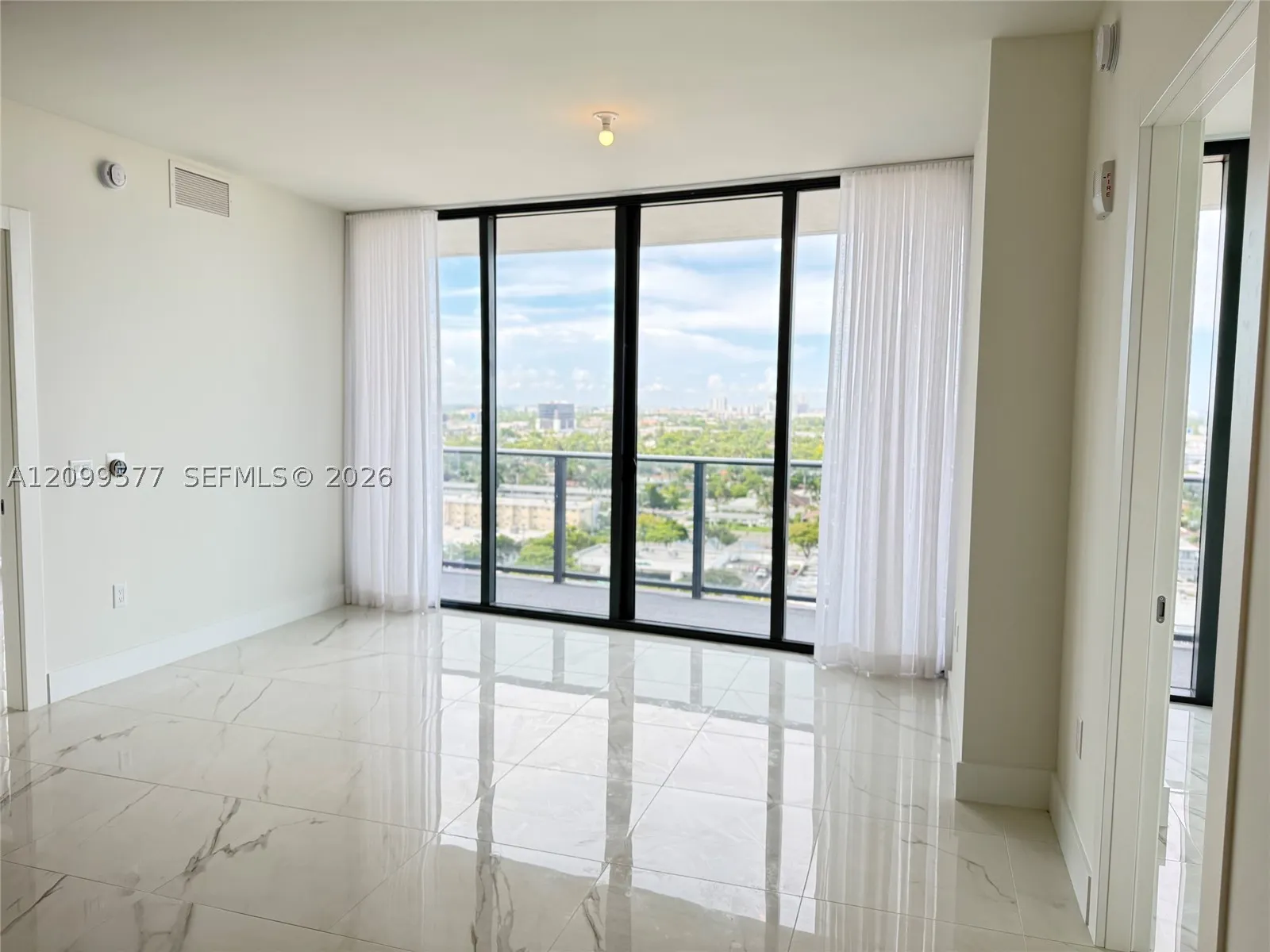 1170 E Hallandale Beach #1407