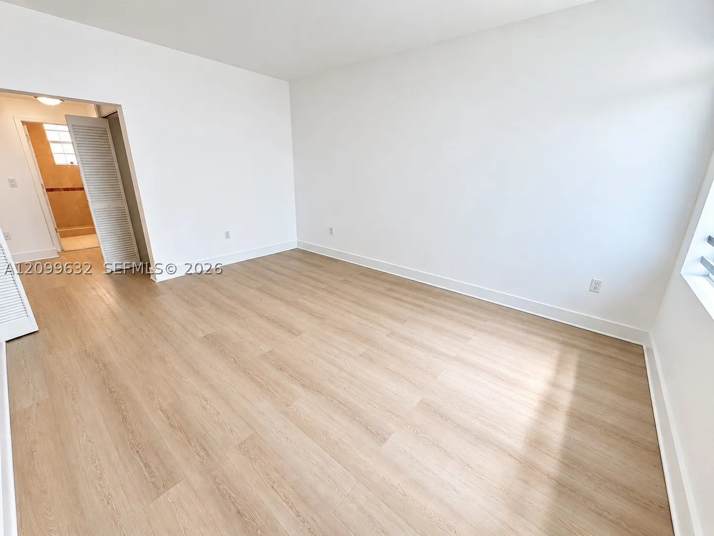 1000 Meridian Ave #17