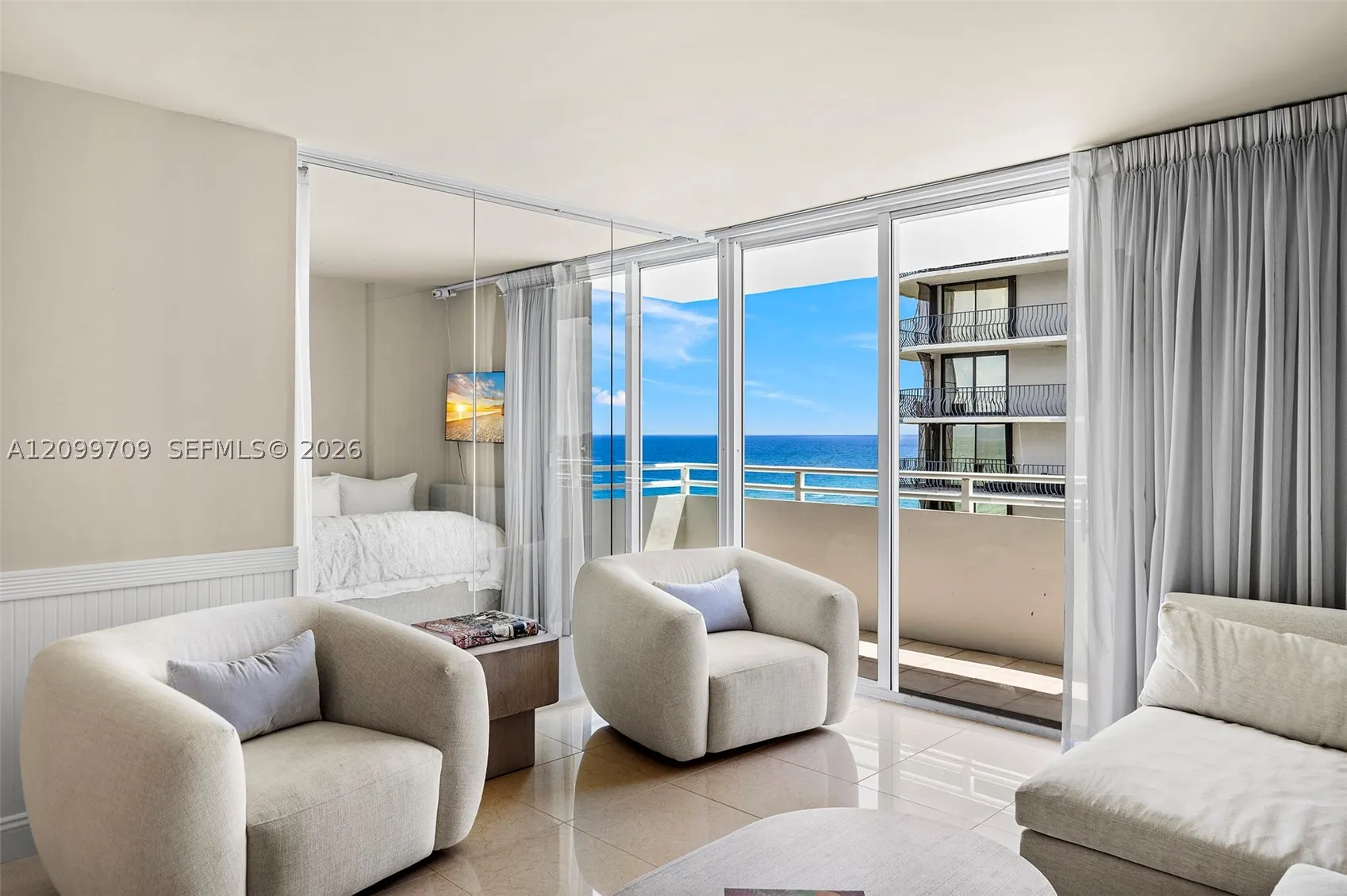 8911 Collins Ave #904
