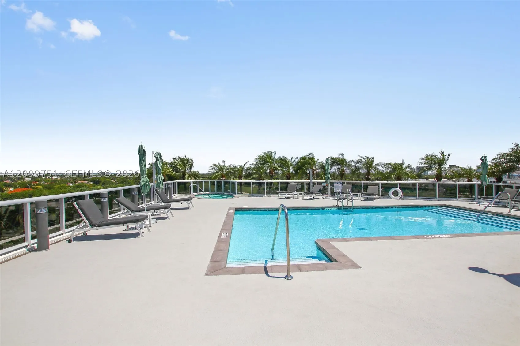 2001 Meridian Ave #506