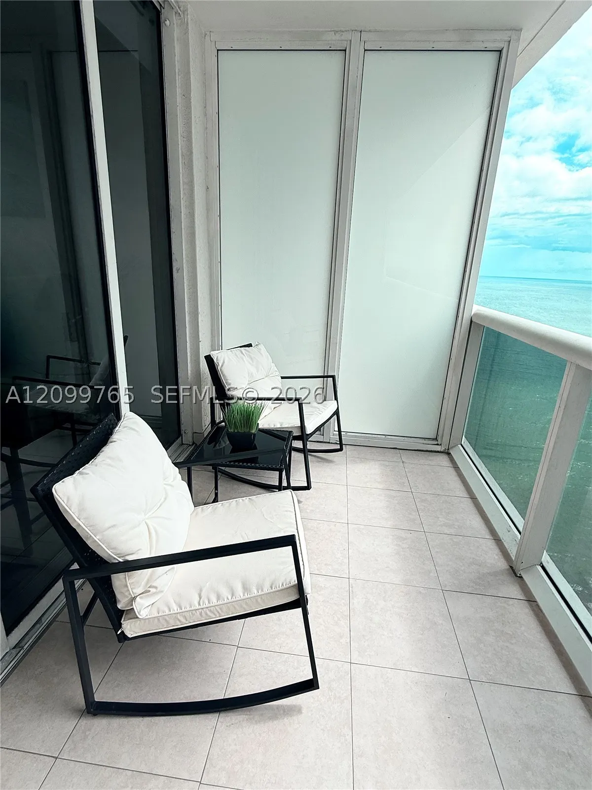 1830 S Ocean Dr #3705