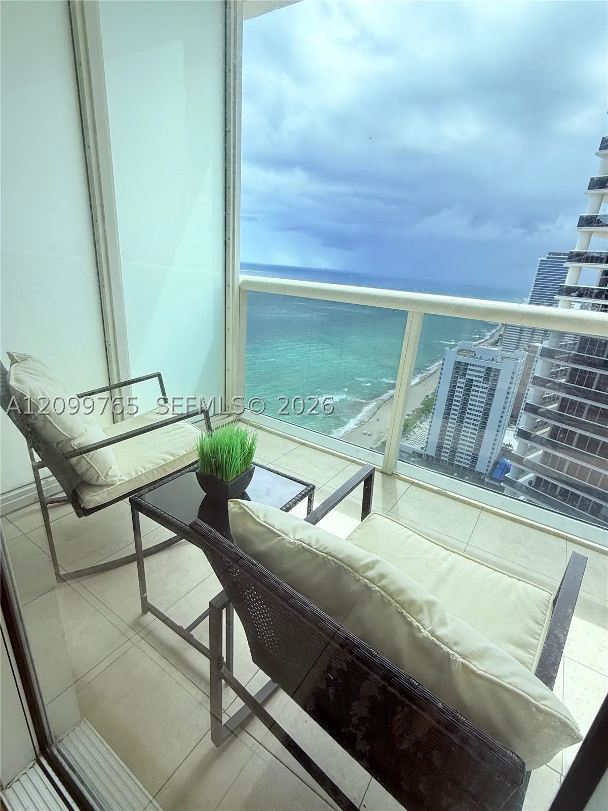 1830 S Ocean Dr #3705