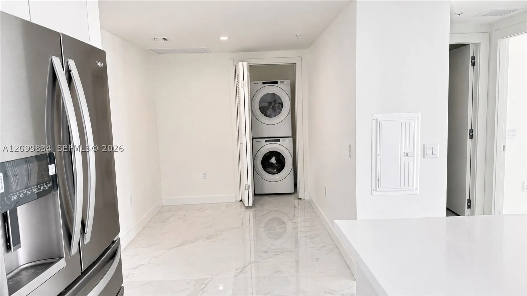 1170 E Hallandale beach Blvd #2009