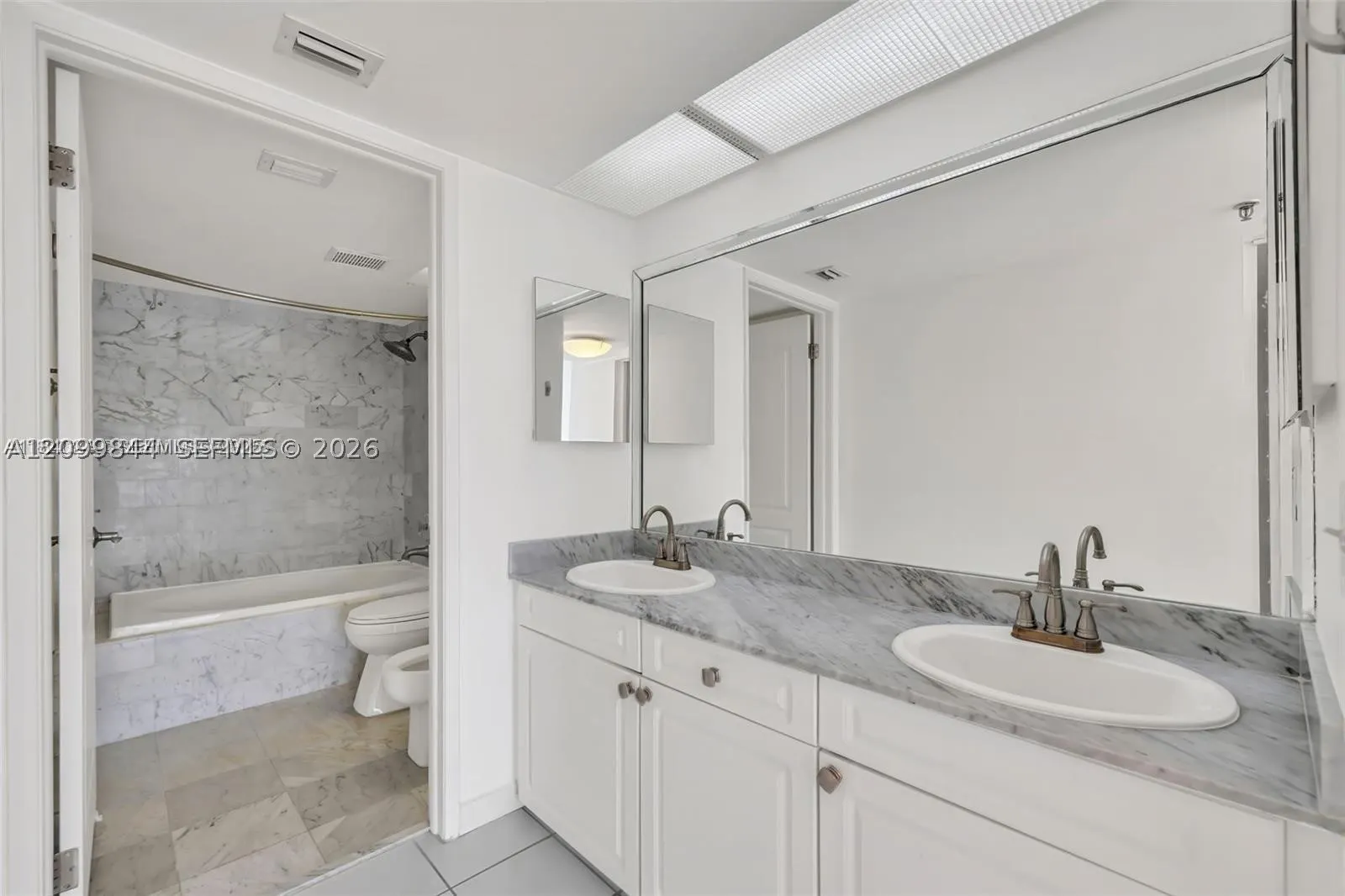 9341 Collins Ave #705