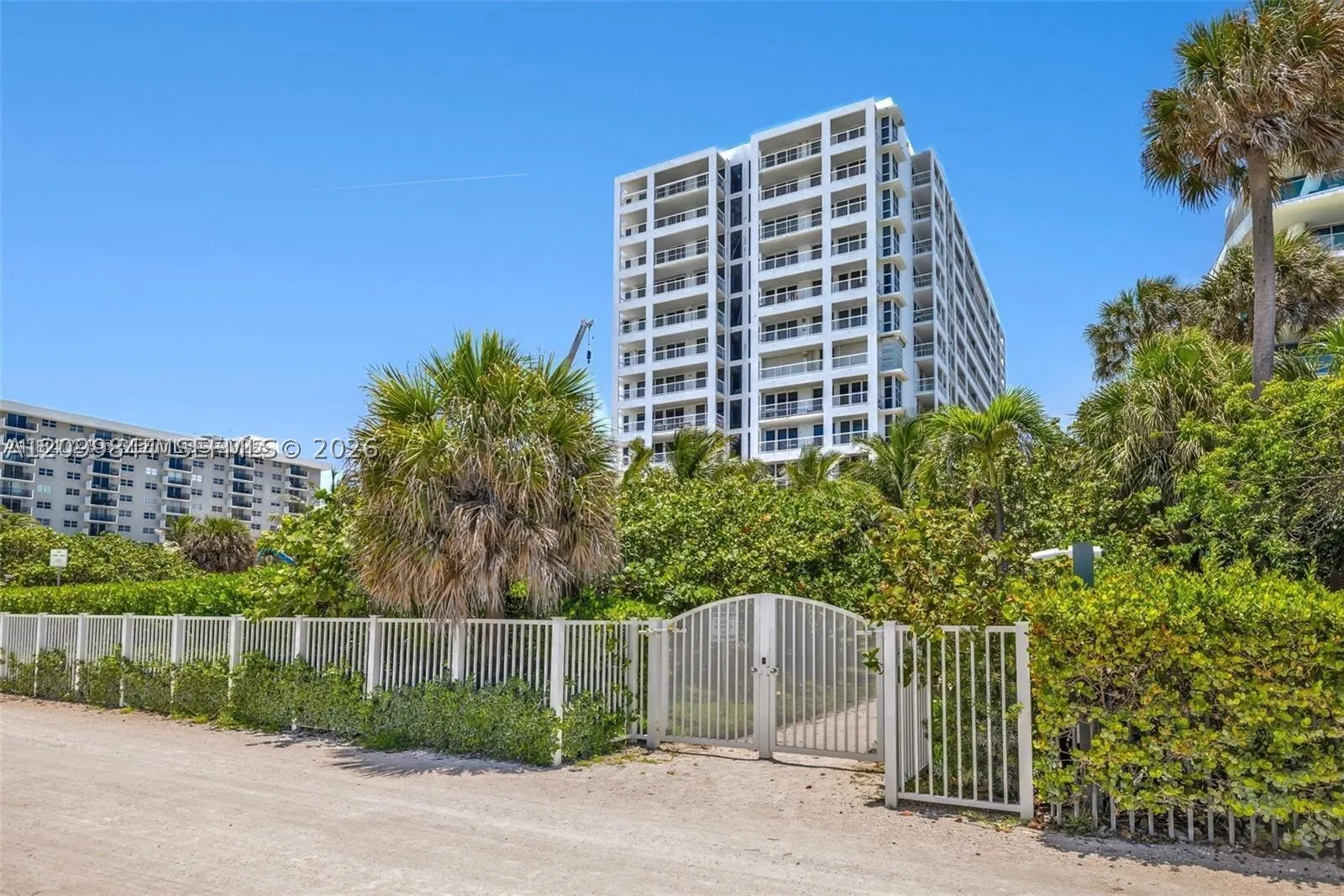 9341 Collins Ave #705