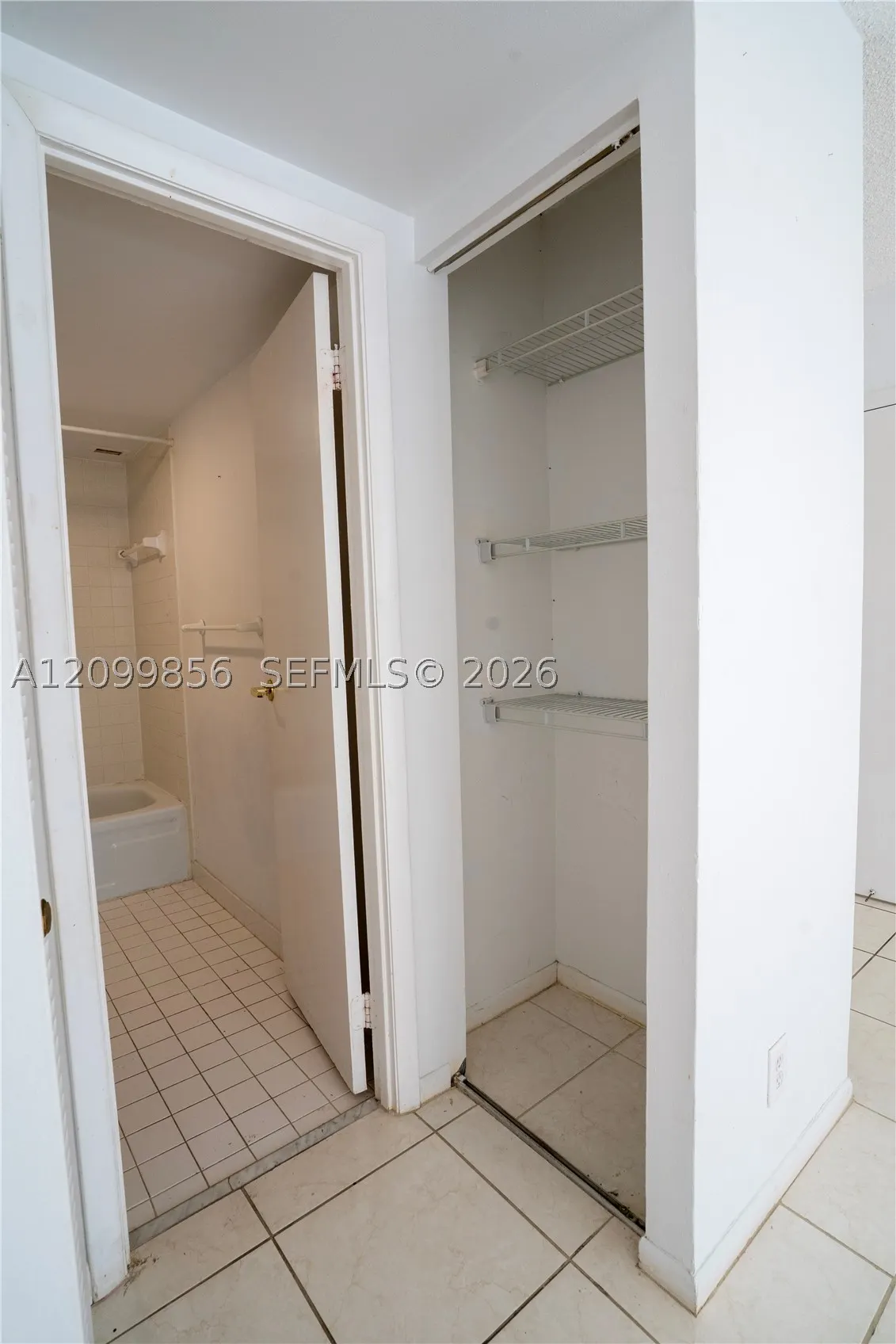 600 Three Islands Blvd #316