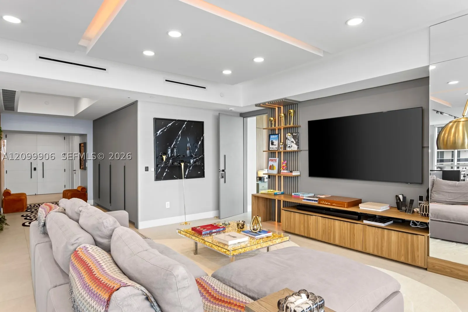 16001 Collins Ave #2901