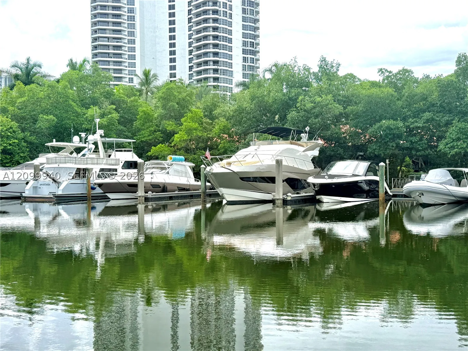 3575 Mystic Pointe Dr Slip #110
