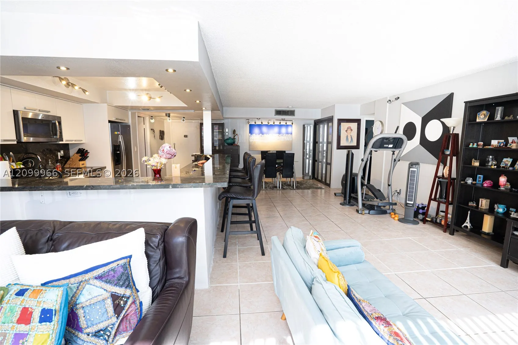 601 Three Islands Blvd #117