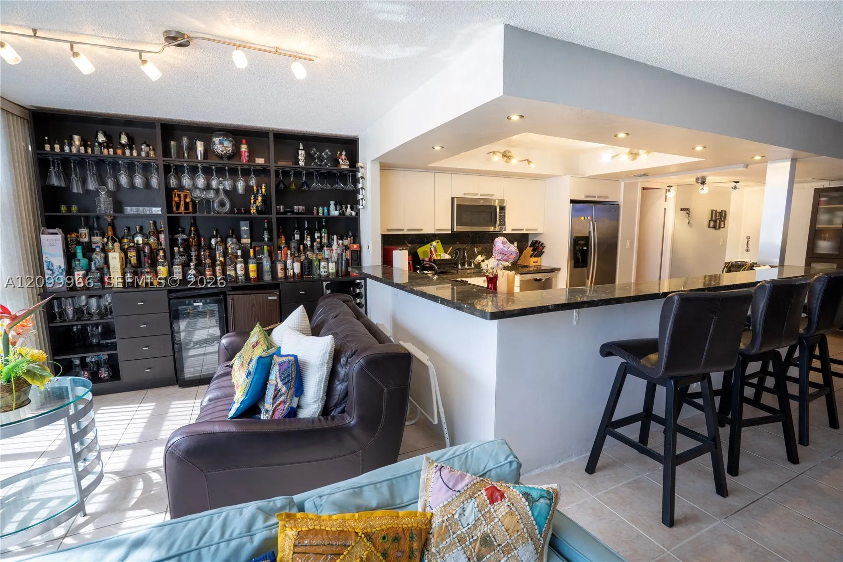 601 Three Islands Blvd #117