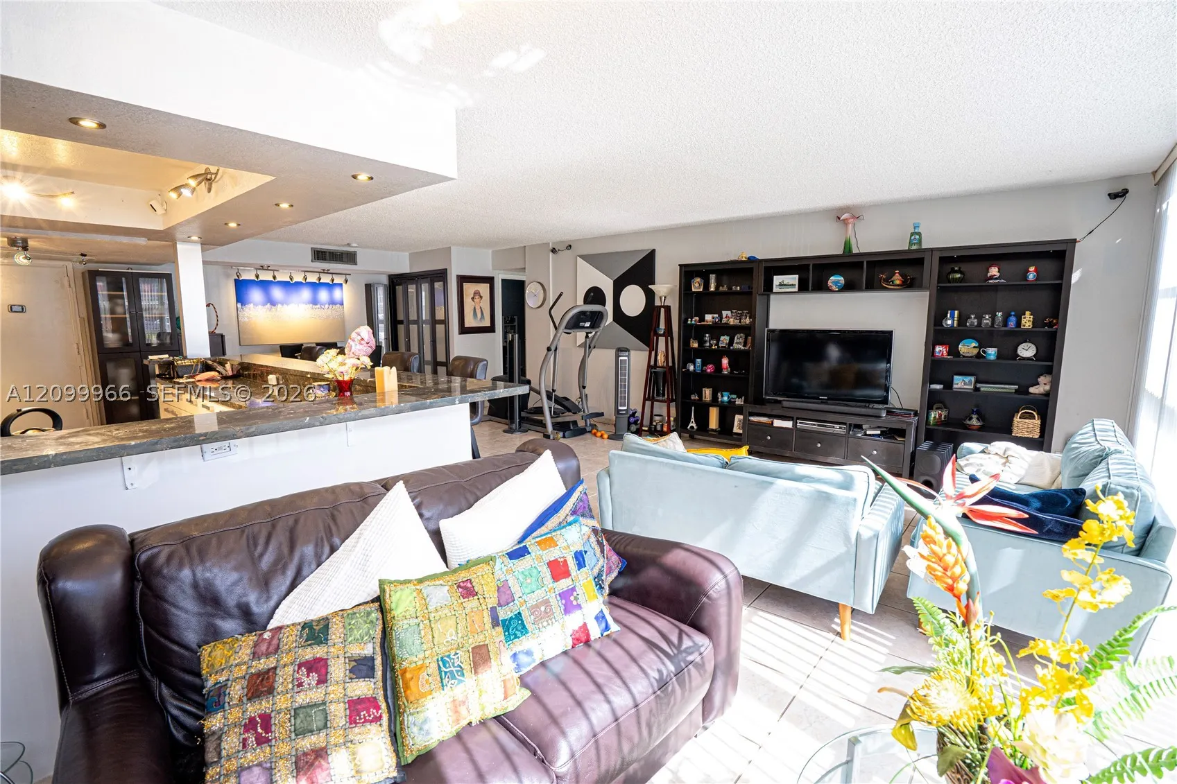 601 Three Islands Blvd #117