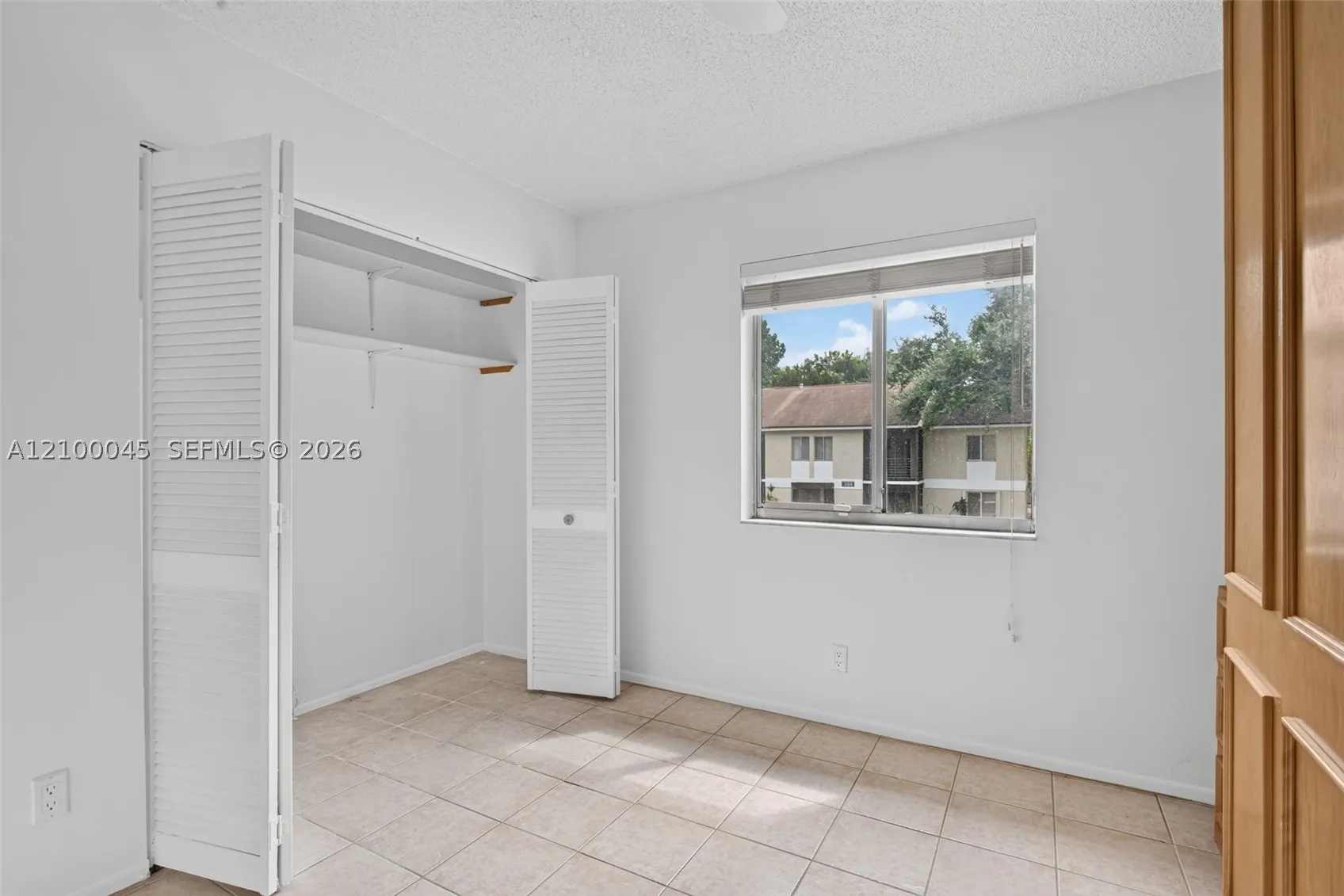 503 Gardens Dr #201