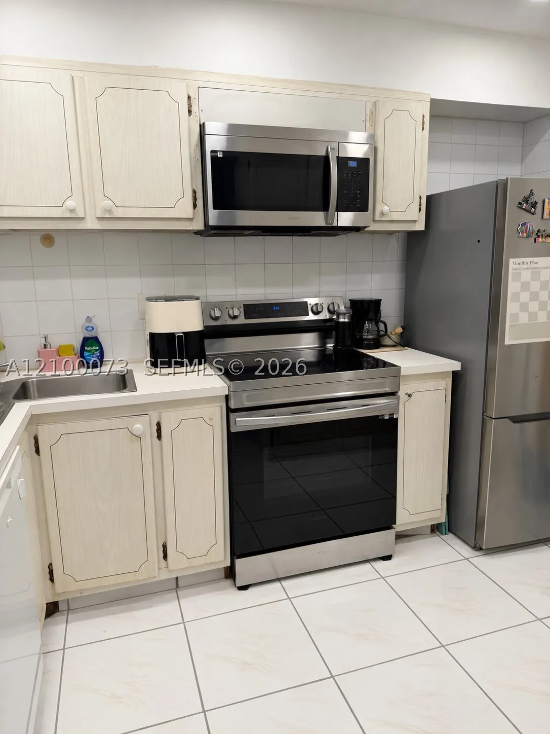 440 Paradise Isle Blvd #306
