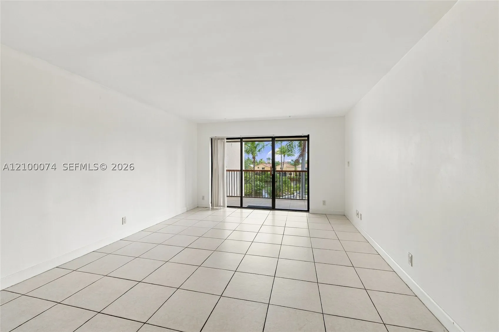 545 SE 12th St #205