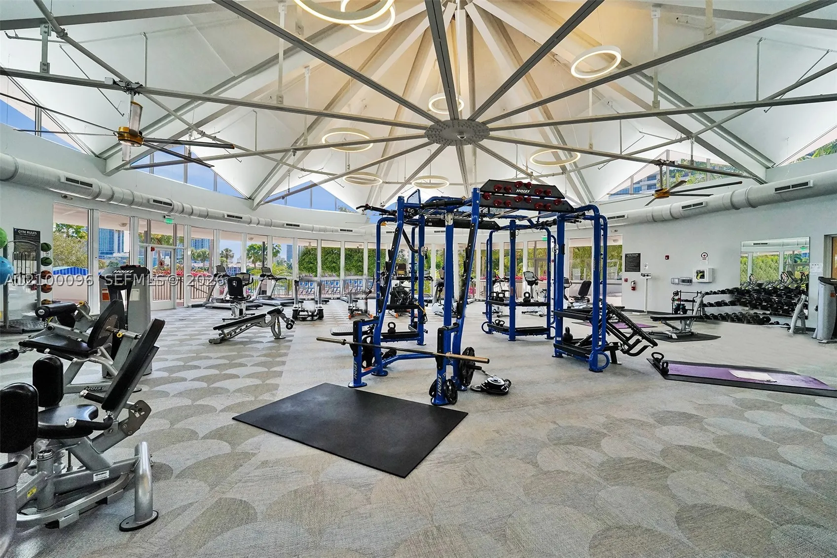 2500 Parkview Dr #1716