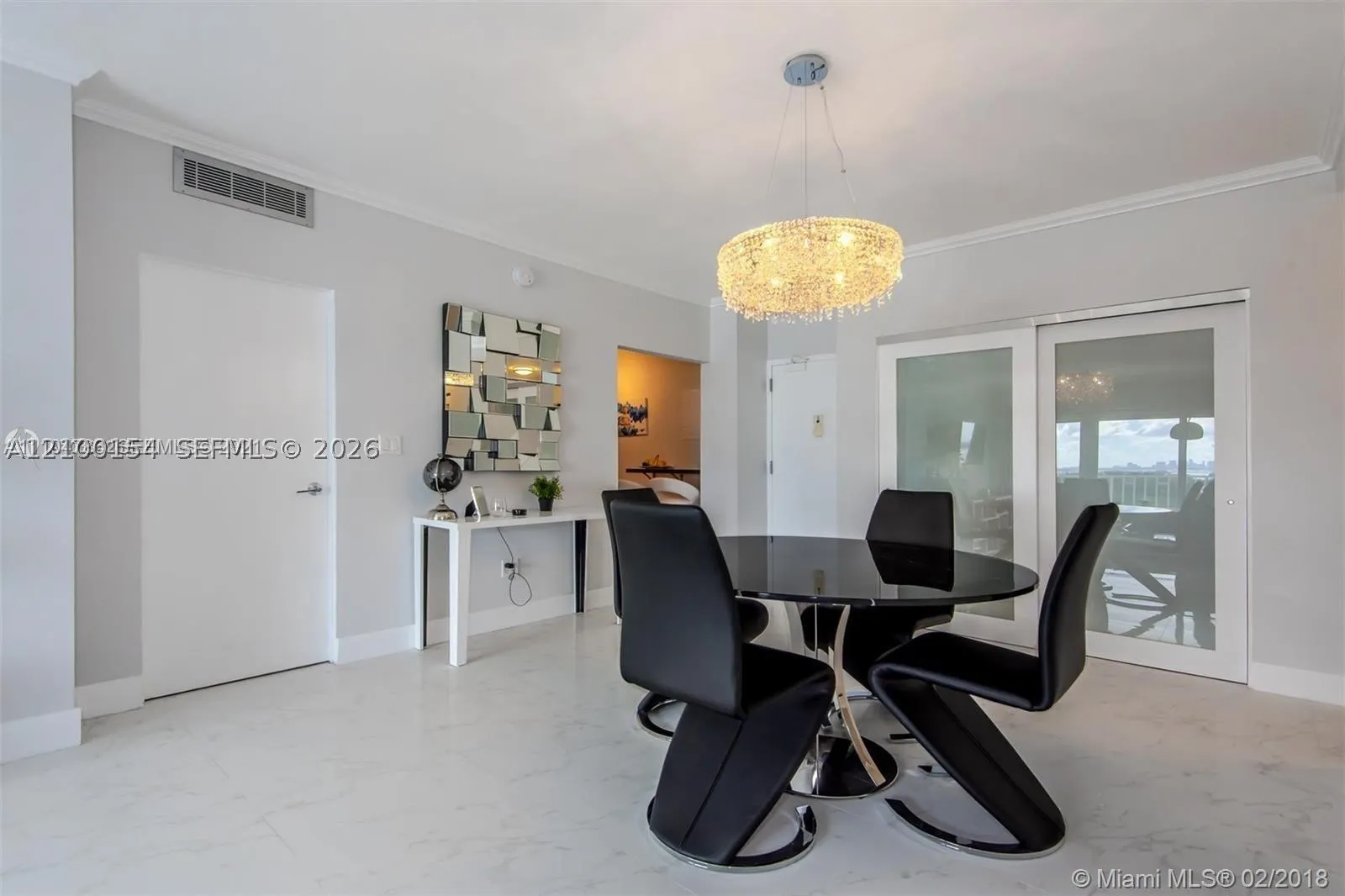 300 Bayview Dr #1102