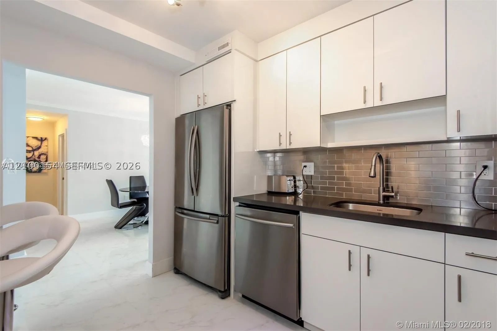 300 Bayview Dr #1102
