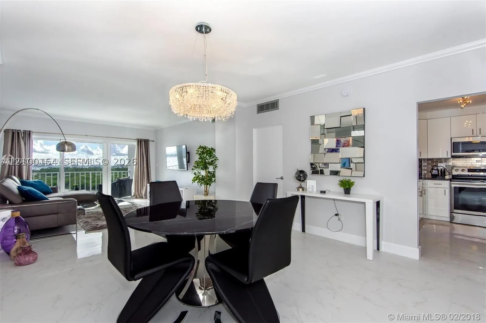 300 Bayview Dr #1102