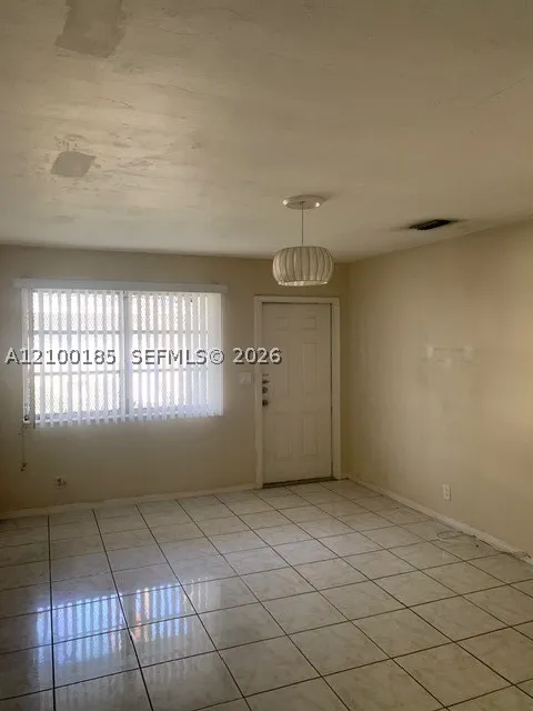 2641 Polk St #3