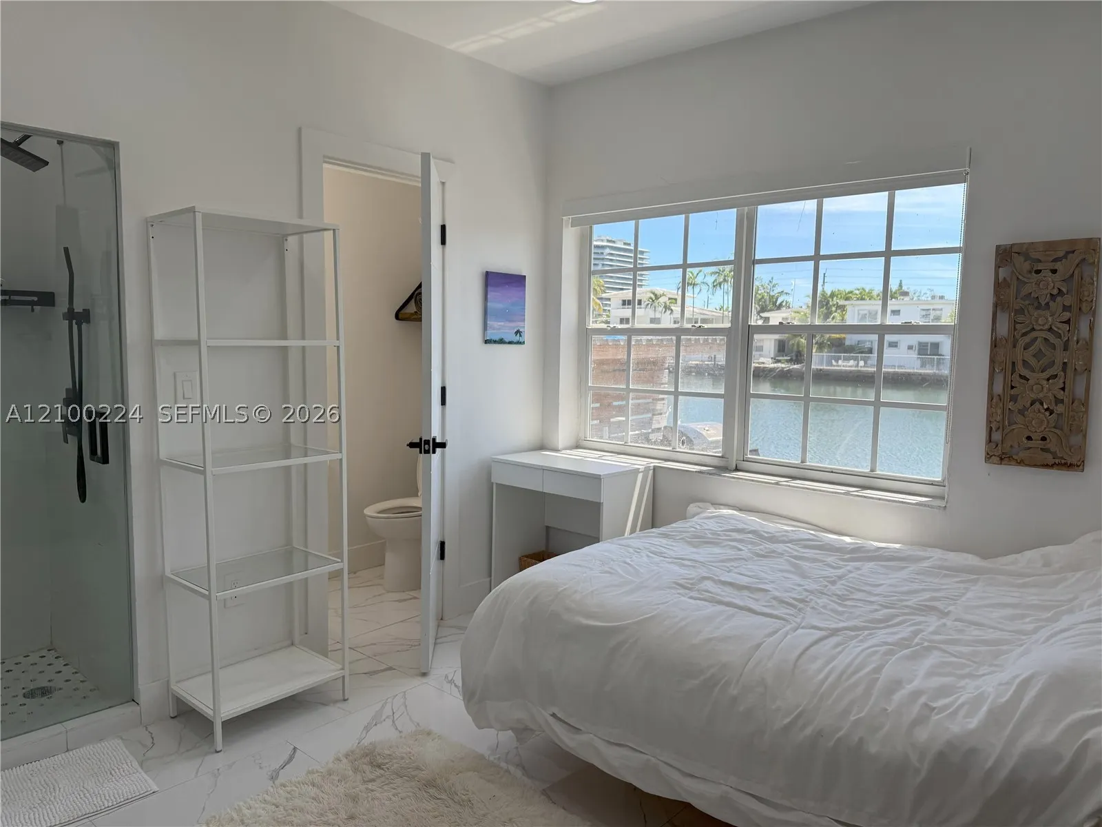 8401 Crespi Blvd #1