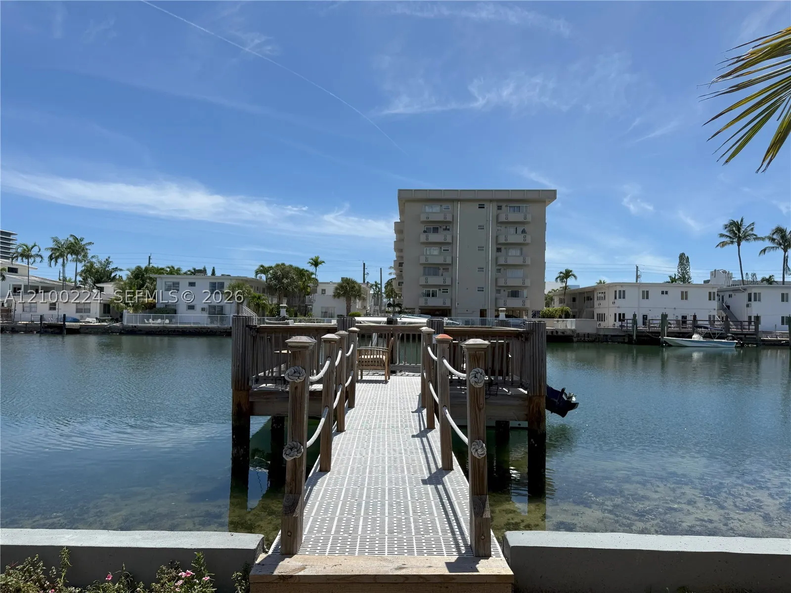 8401 Crespi Blvd #1