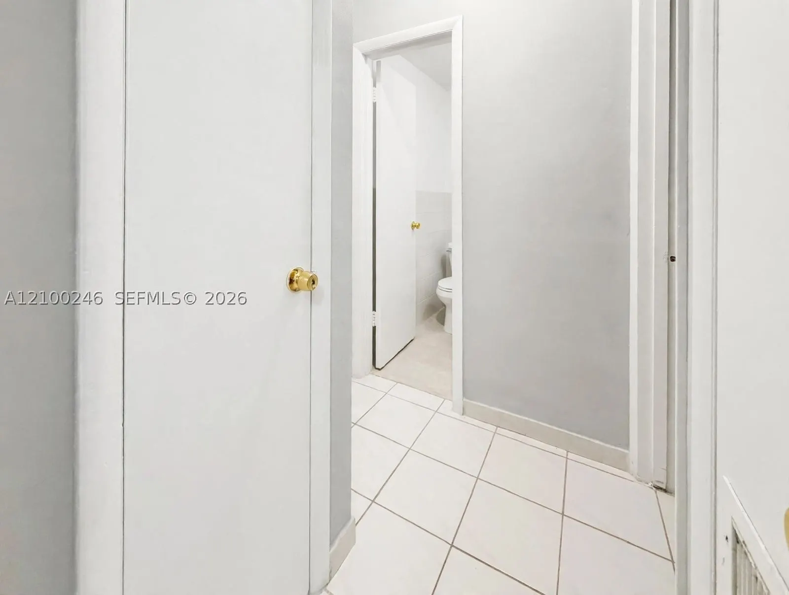 821 Jefferson Ave #5